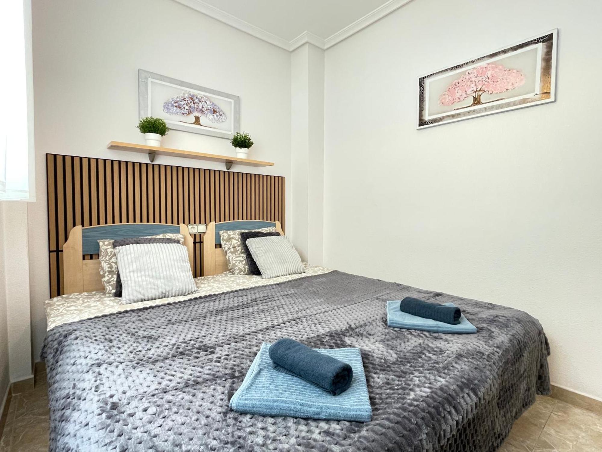 Superior La Playa! 3 Bedrooms! 2 Baths! Air Condition! Side Sea View! Torrevieja Luaran gambar