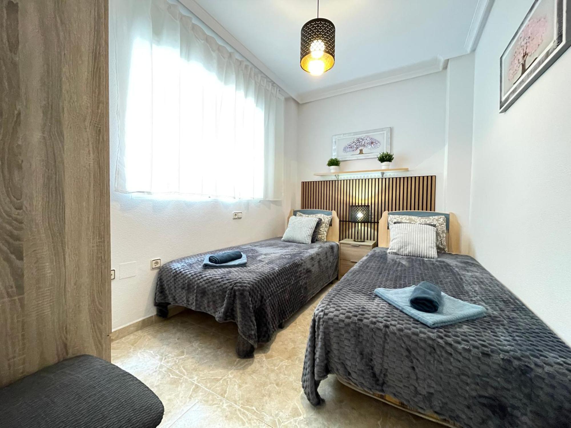 Superior La Playa! 3 Bedrooms! 2 Baths! Air Condition! Side Sea View! Torrevieja Luaran gambar